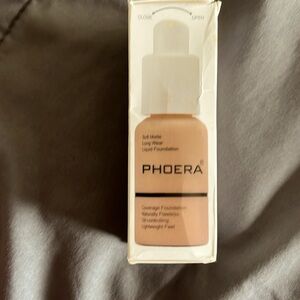 Phoera Liquid foundation 105 Sand